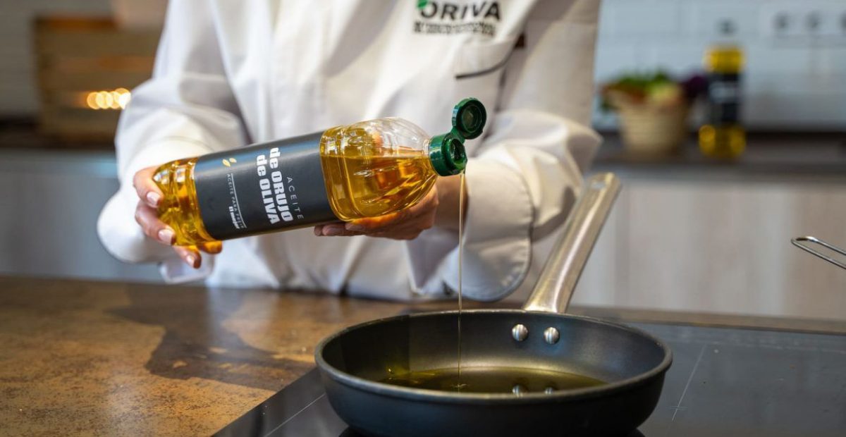 Cocinando-con-Aceite-de-Orujo-de-Oliva-5-1170x620